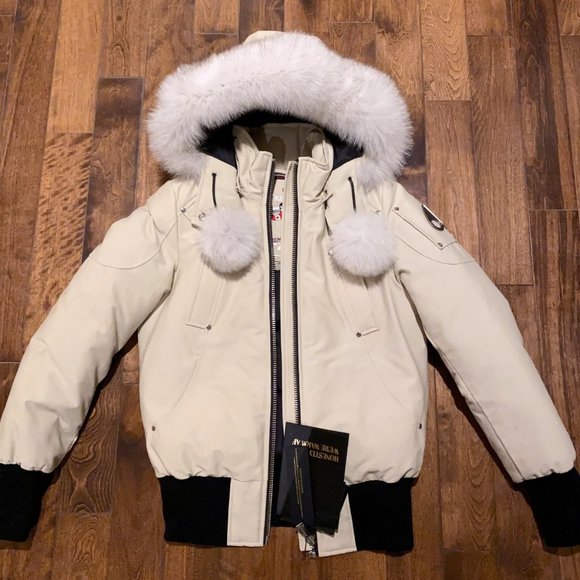 Authentic Moose Knuckles Debbie Bomber Jacket with Big Fox Fur, New w/ Tag! - Picture 2 of 13
